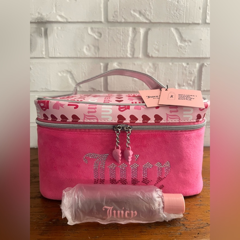 NWT Juicy Couture Travel Cosmetic Bag (Includes 1 Travel Toiletry Bottle)